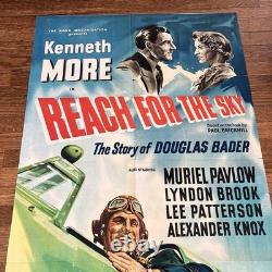 1956 Atteindre le ciel Affiche de film Quad UK Kenneth More Film pilote RAF de la Seconde Guerre mondiale Vtg