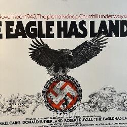 Affiche British Quad du film THE EAGLE HAS LANDED 1976 doublée en lin.