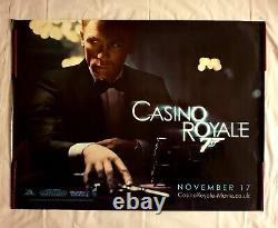 Affiche avancée du Royaume-Uni de Casino Royale 2006 James Bond en format Quad 40 X 30 pouces