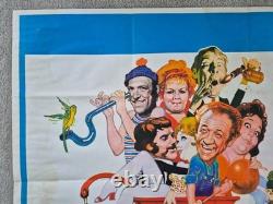 Affiche de cinéma britannique Quad originale de 1971 CARRY ON AT YOUR CONVENIENCE