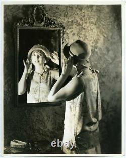Chapeau De Mode D'esther Ralston 1920 En Miroir Portrait Vintage Original 8x10 Photo