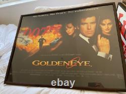 Goldeneye 1995 James Bond 007 Affiche Quad britannique encadrée avec Pierce Brosnan