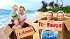Nous Faisons Semblant D'envoyer Nous-mêmes Outre-mer À Hawaii Skit Kids Fun Tv Vacances En Famille
