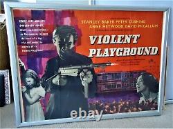 Terrain de jeu violent - Affiche du film de 1958 - 65 ans - Peter Cushing - Quad britannique rare