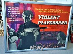 Terrain de jeu violent - Affiche du film de 1958 - 65 ans - Peter Cushing - Quad britannique rare