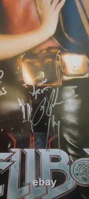 Un affichage original de Hellboy 2 : L'Armée d'Or signé par deux membres du casting